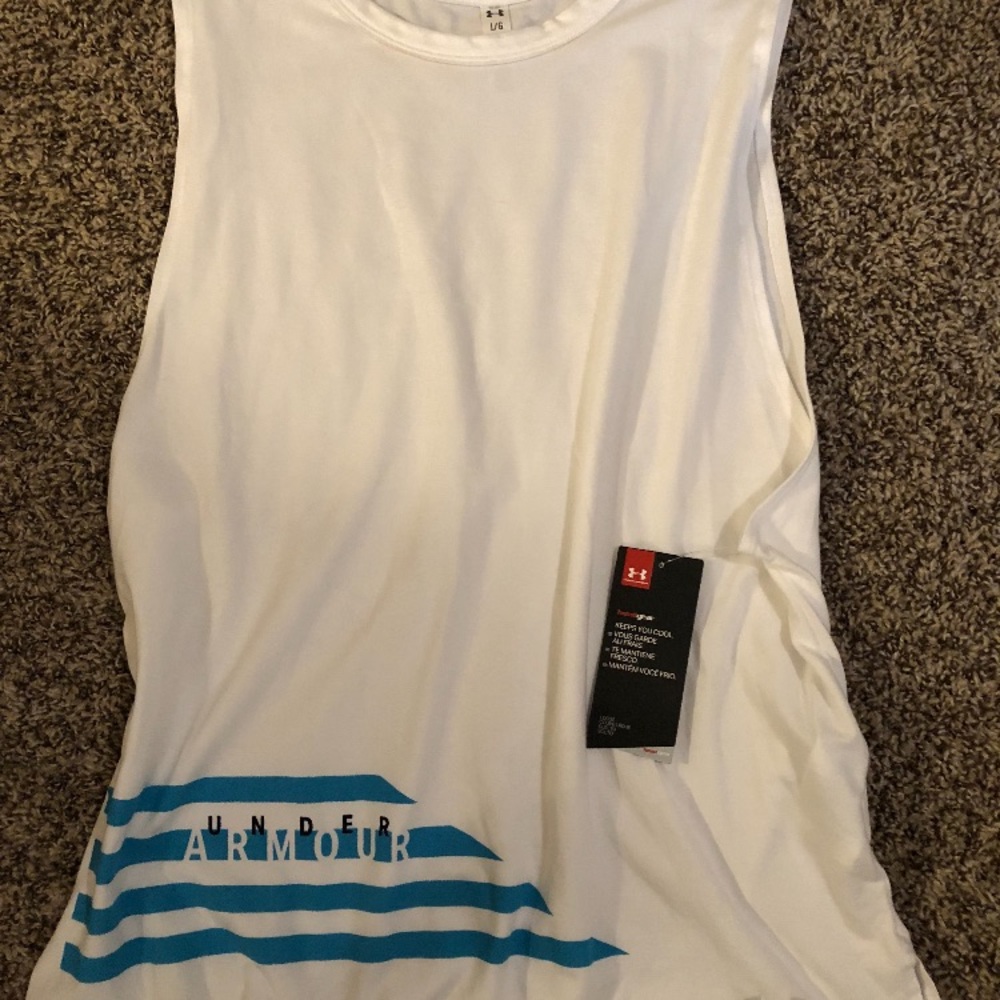 Under Armour tank